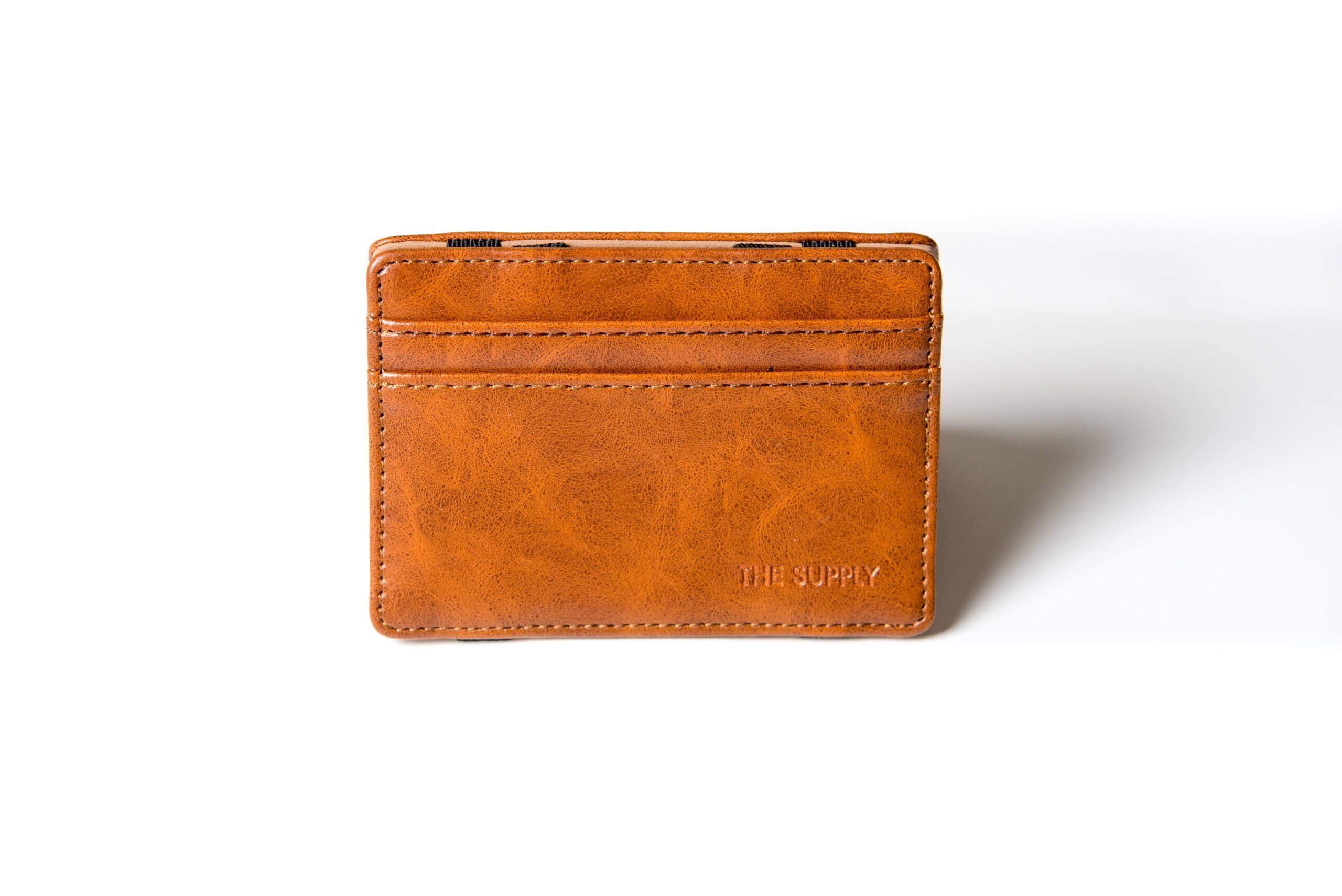 MAGIC WALLET CAMEL